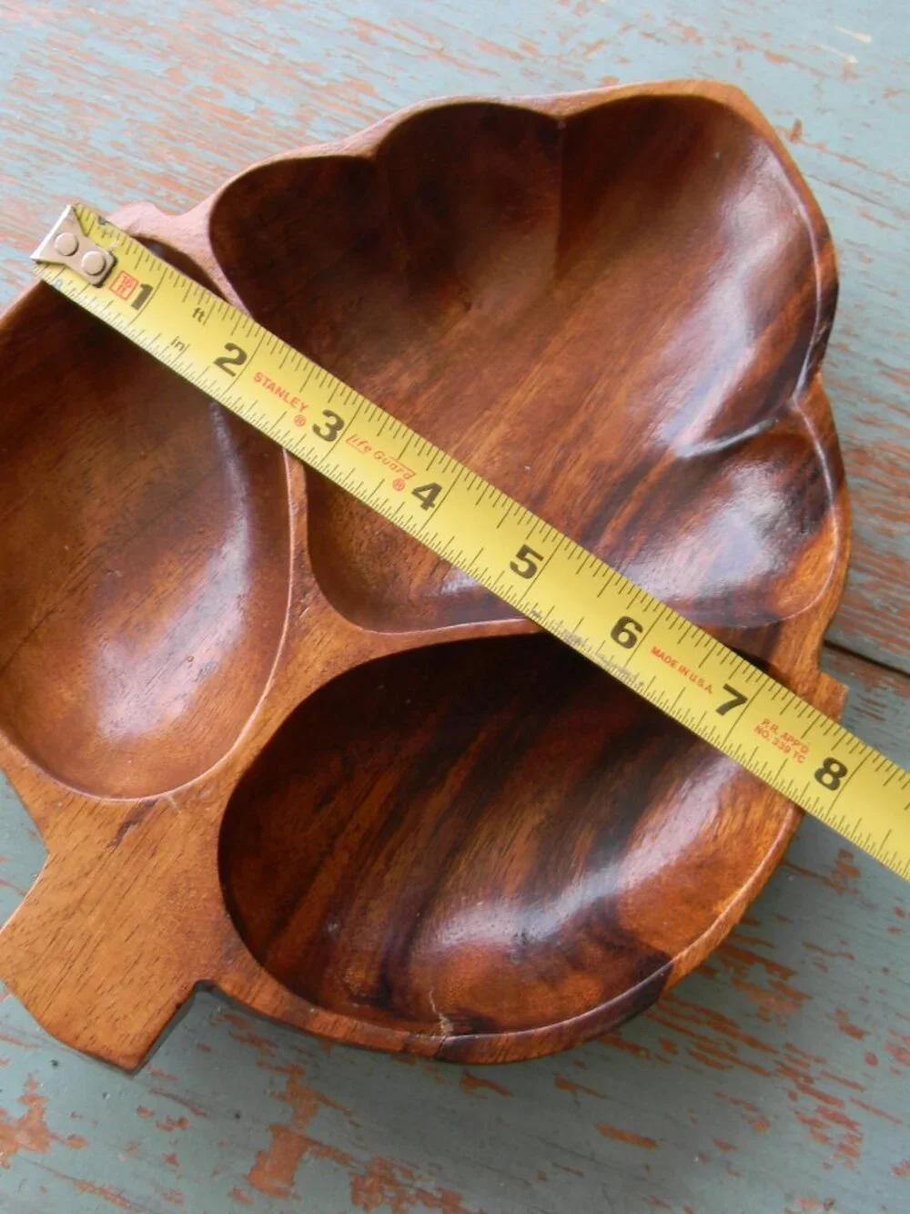 Vintage HAWAIIAN HAWAII KOA WOOD 3 Section Anthurium Leaf Bowl SERVING